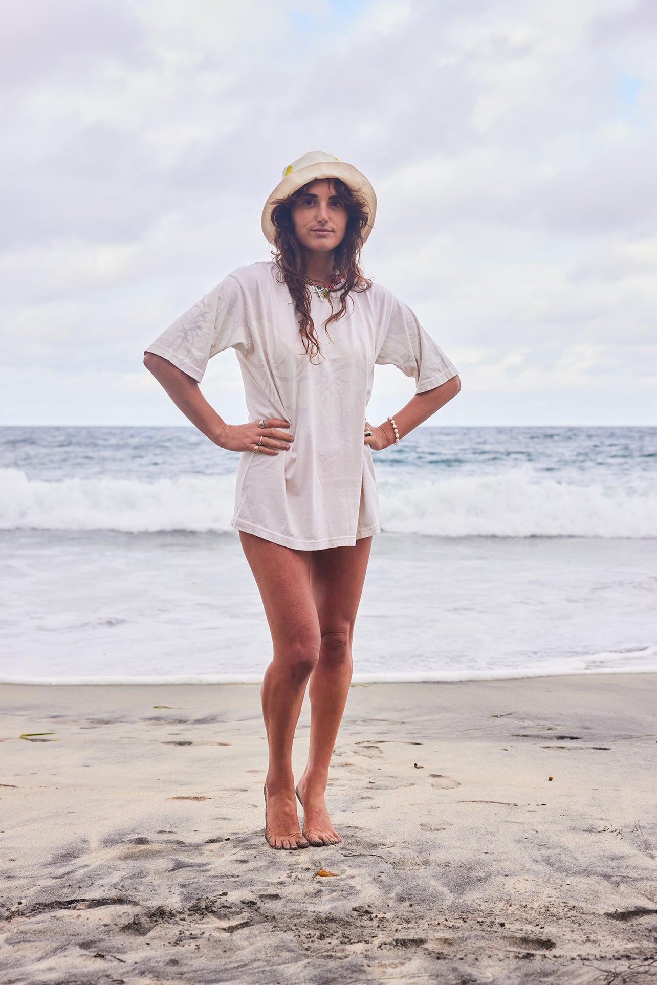 Hibiscus Tee Off White – Mowgli Surf